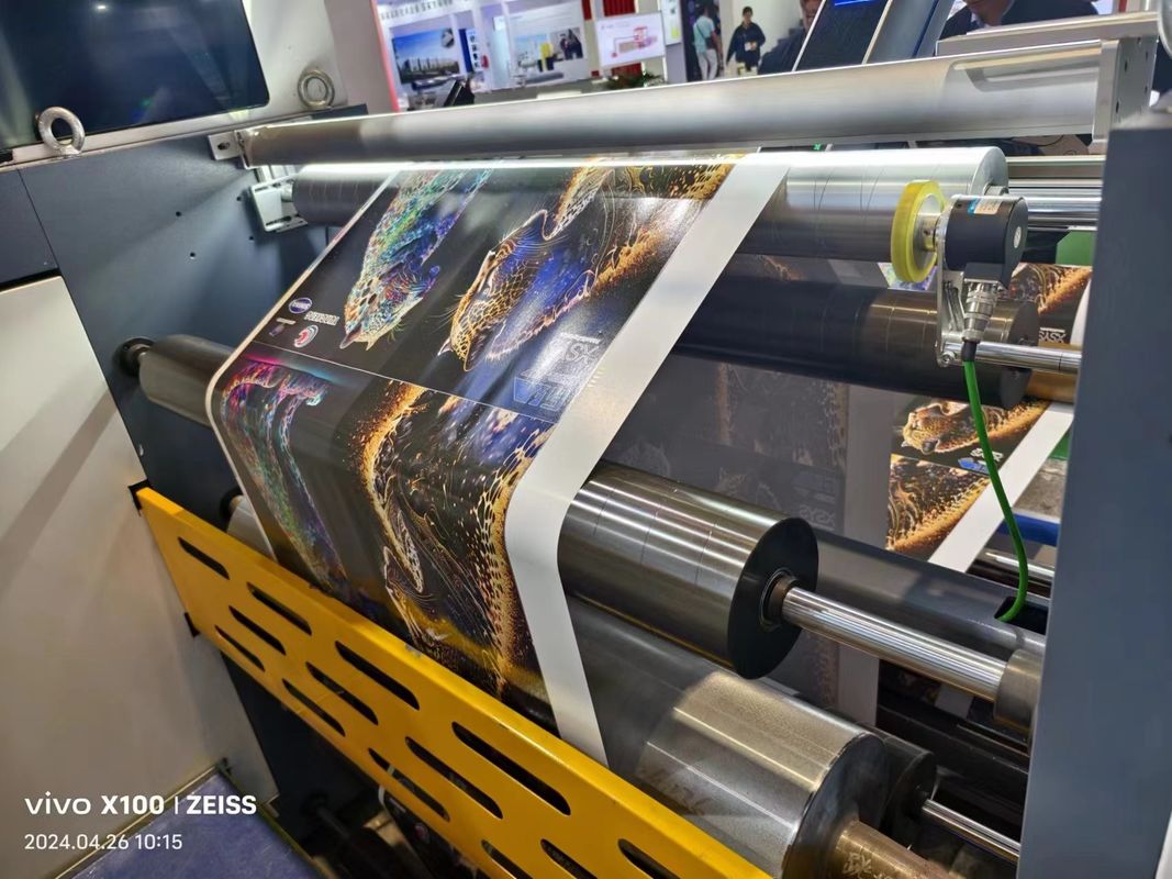 1830mm Max Die Cutting Width Sleeve Type Flexo Printing Machine ماشین چاپ فرسوده