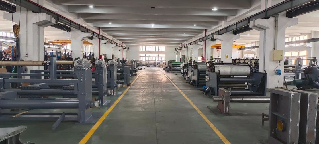 دستگاه چاپ فلکسو با منبع تغذیه 380 ولت 50 هرتز، جعبه مقوایی، با سرعت 300 متر در دقیقه، مناسب برای چاپ بسته بندی انعطاف پذیر